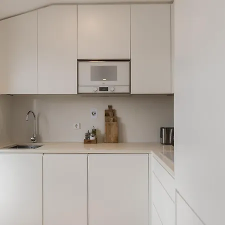 Apartment Casa Boma Lisboa - Sea View With Private Sunny Terrace - I Alges