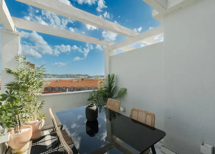 Casa Boma Lisboa - Sea View With Private Sunny Terrace - I Algés